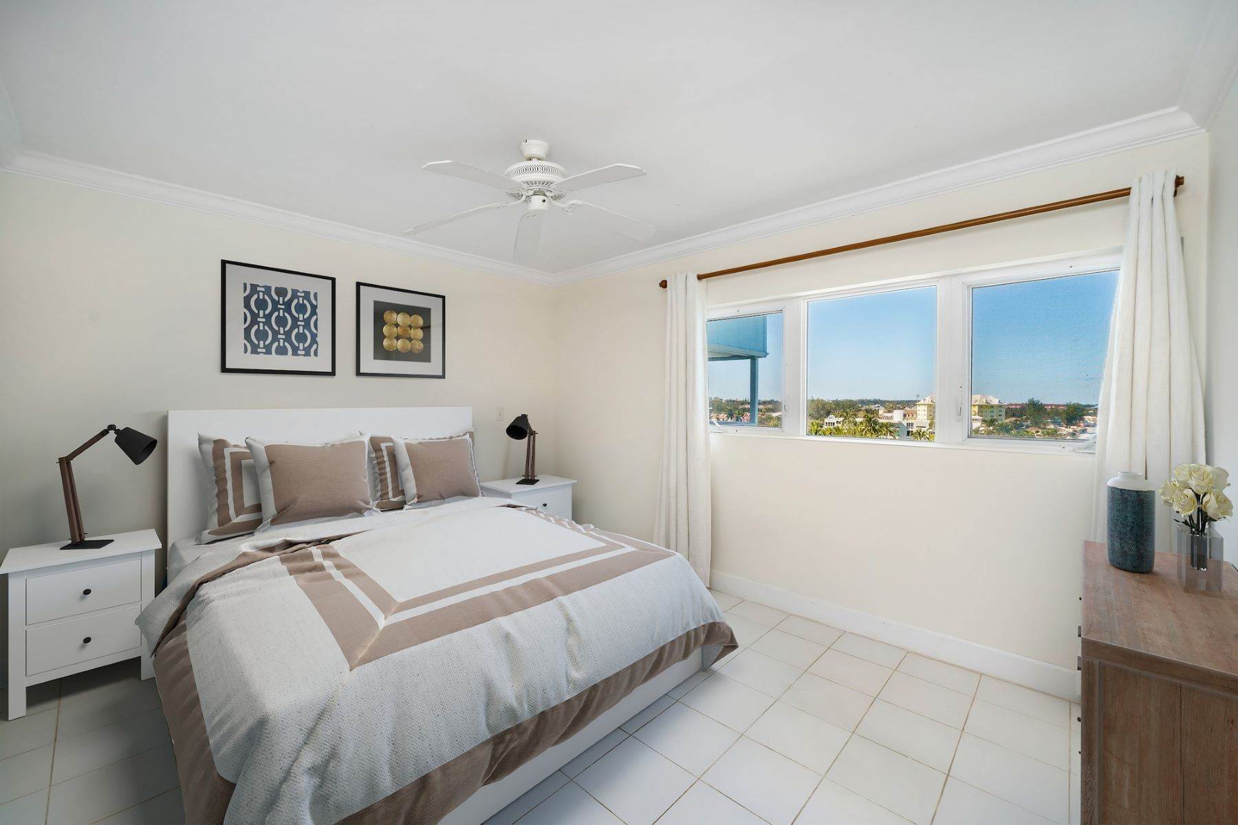 5. Condominiums für Verkauf beim Conchrest, Cable Beach, New Providence/Nassau, Bahamas