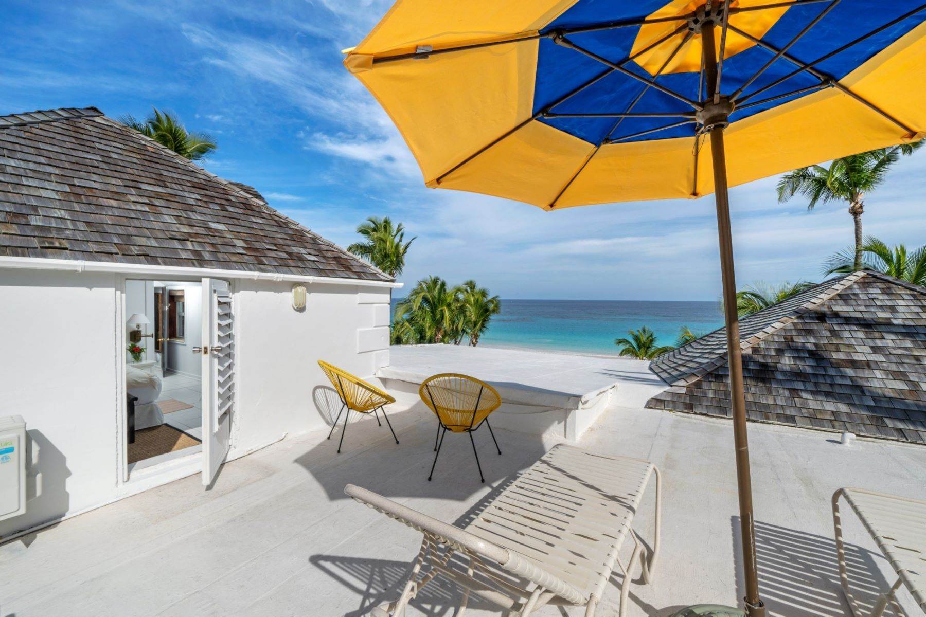 17. Single Family Homes for Sale at Runaway Hill Inn Harbour Island, Eleuthera, Bahamas