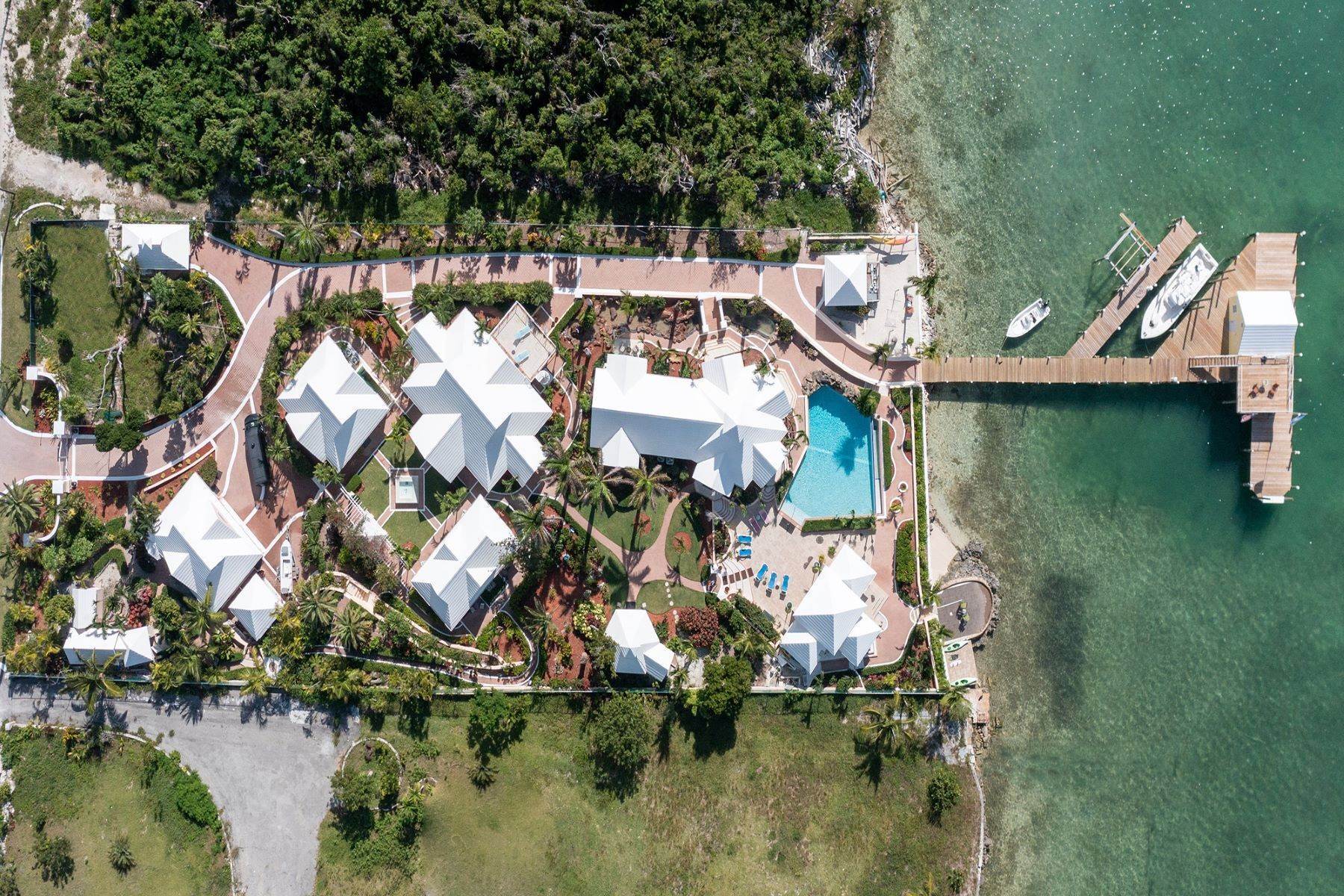 2. Multi-Family Homes pour l Vente à Pelican Shores, Marsh Harbour, Abaco, Bahamas