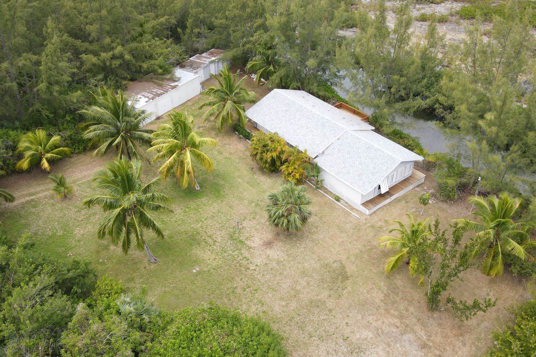 7. Single Family Homes pour l Vente à Casuarina Point, Abaco, Bahamas