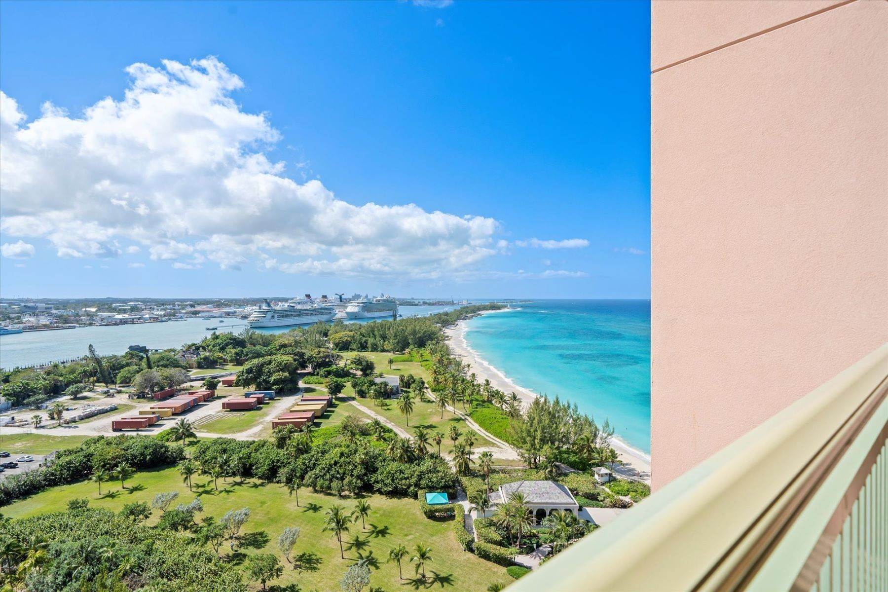 8. Condominiums for Sale at The Reef at Atlantis 19-911 Paradise Island, Nassau and Paradise Island, Bahamas