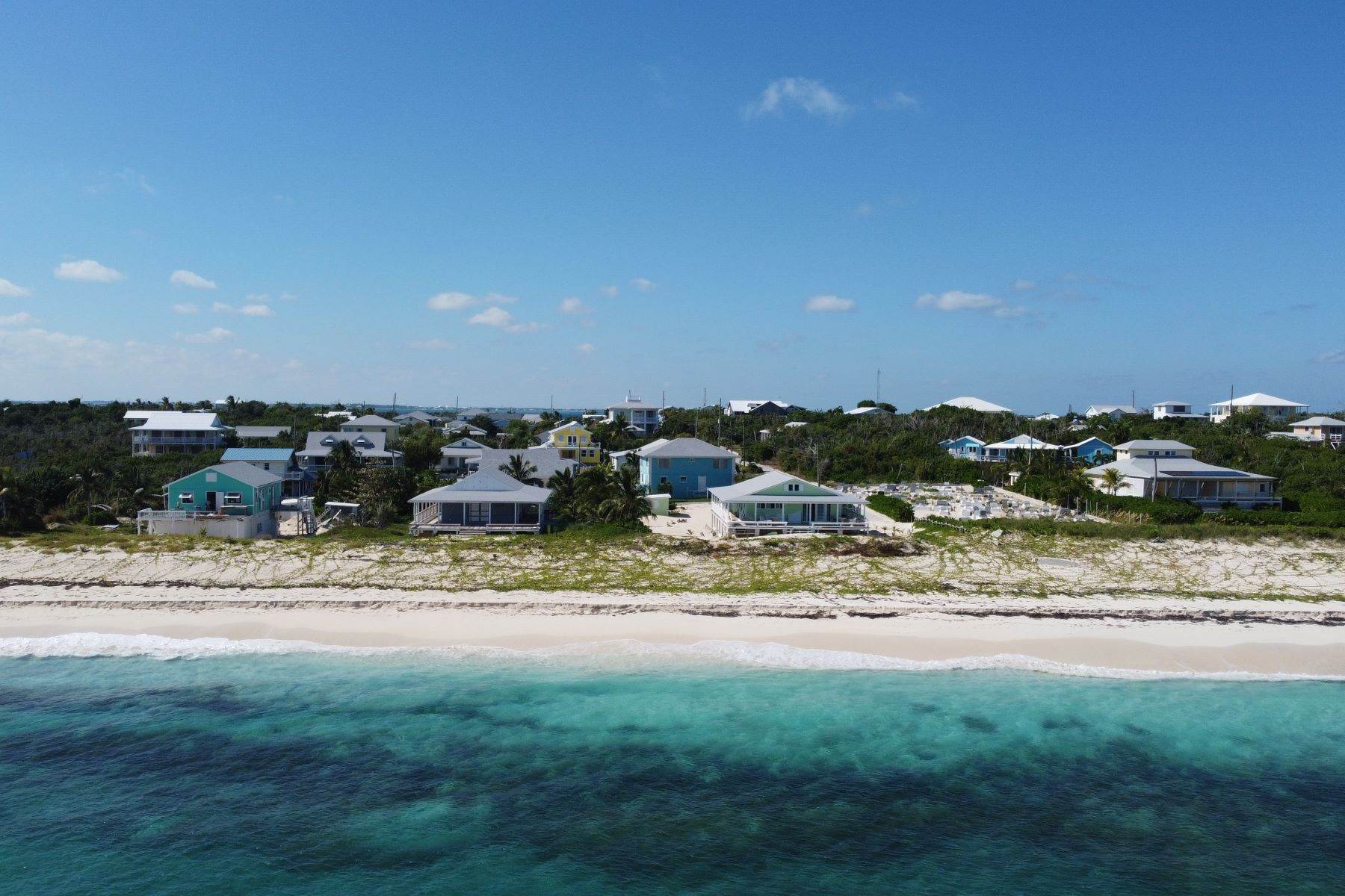 Single Family Homes pour l Vente à Man-O-War Cay, Abaco, Bahamas