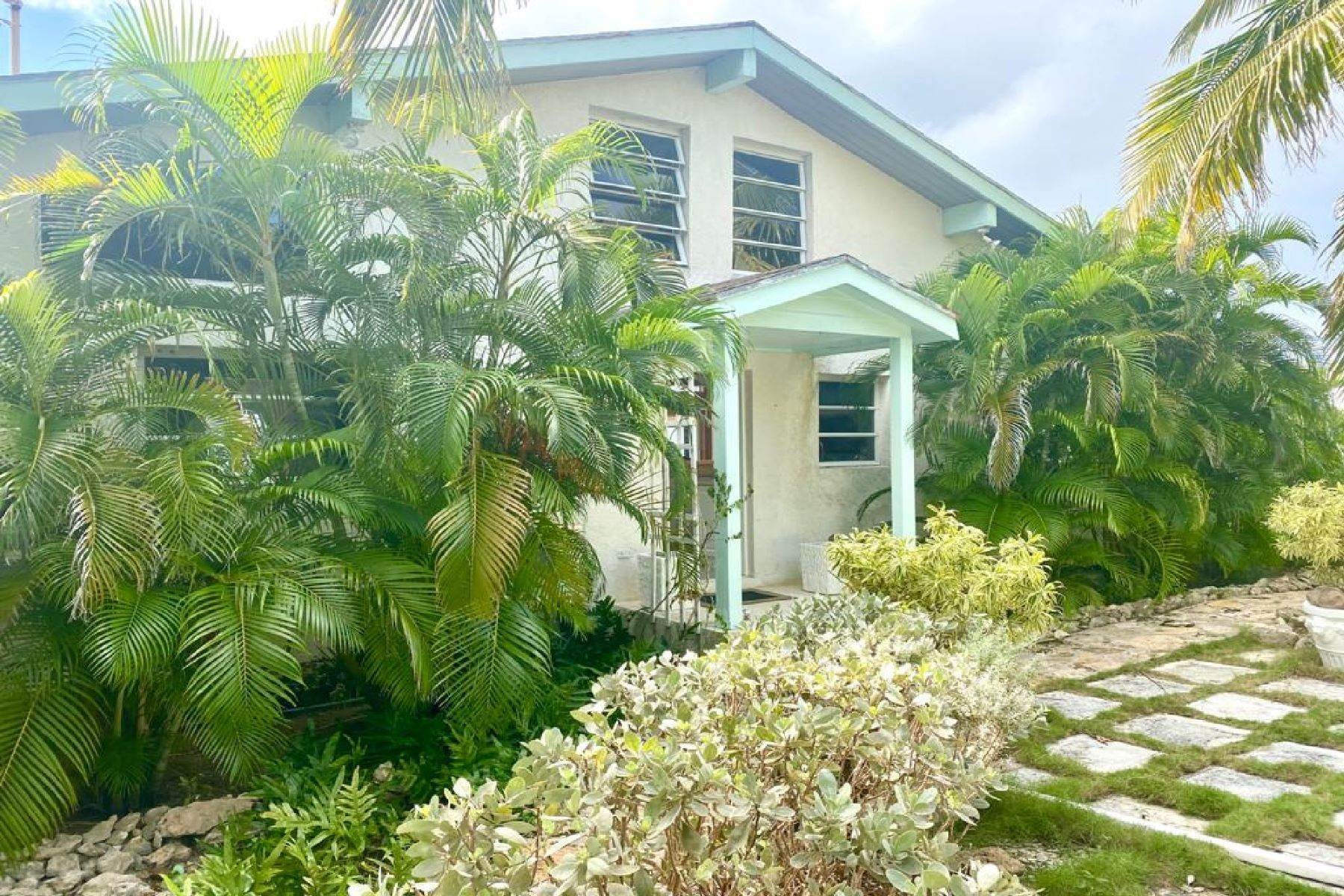 11. Single Family Homes pour l Vente à Palmetto Shores, Palmetto Point, Eleuthera, Bahamas