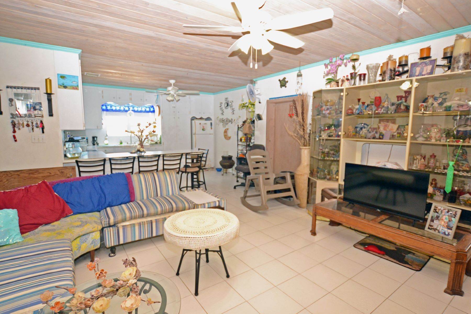 2. Single Family Homes pour l Vente à Hilltop Tuck-Away Spanish Wells, Eleuthera, Bahamas