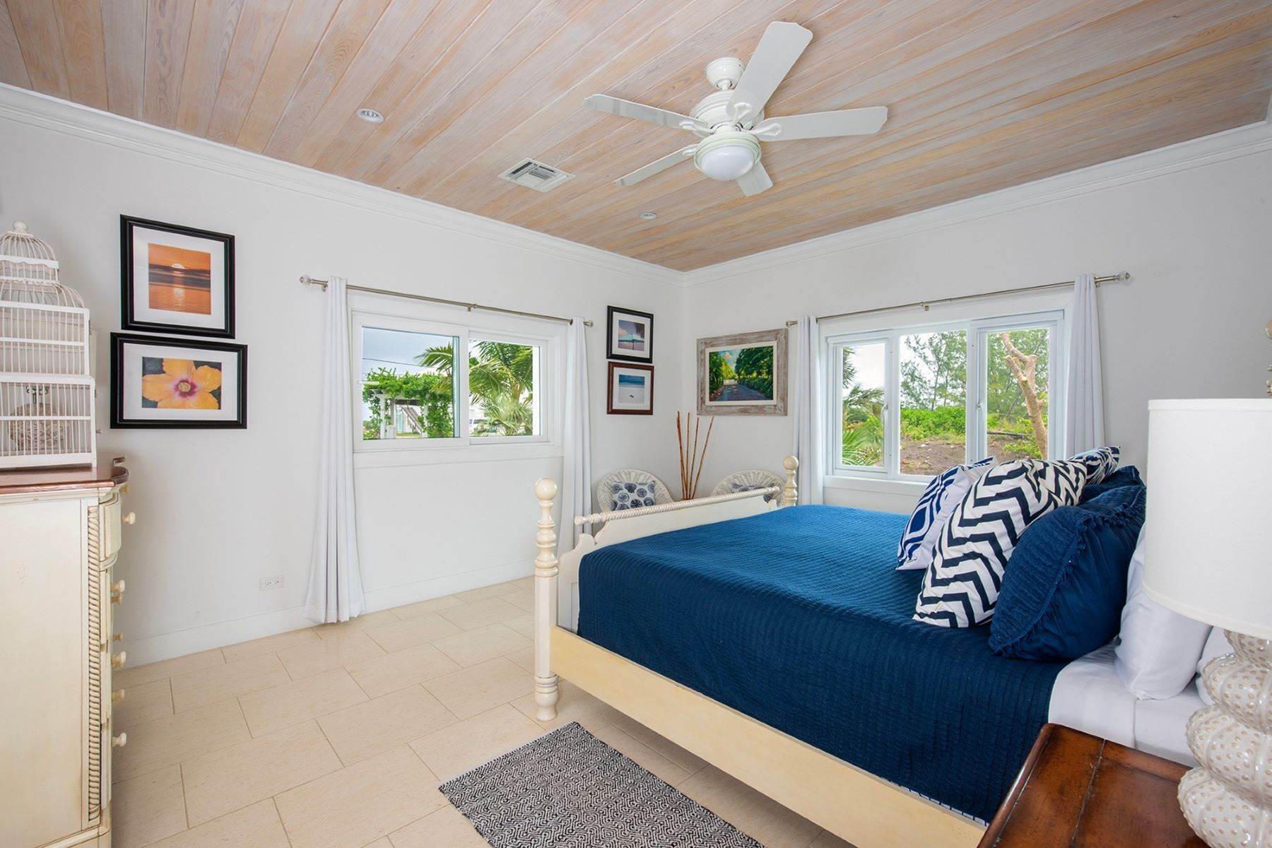 15. Single Family Homes for Sale at Banks Road, Governors Harbour, Eleuthera, Bahamas