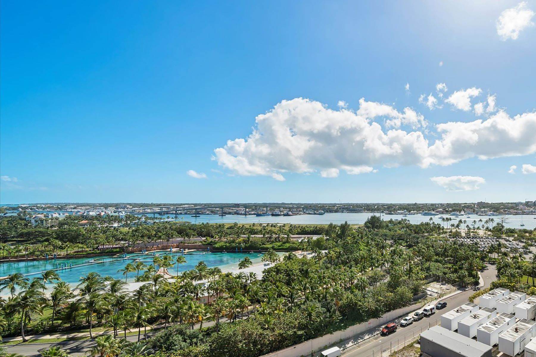 17. Condominiums for Sale at The Reef at Atlantis 12-901 Paradise Island, Nassau and Paradise Island, Bahamas