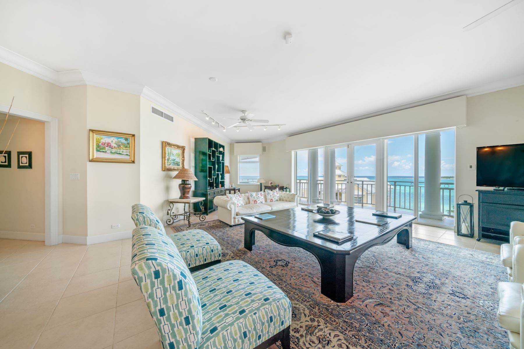 20. Condominiums für Verkauf beim Bayroc, Cable Beach, New Providence/Nassau, Bahamas