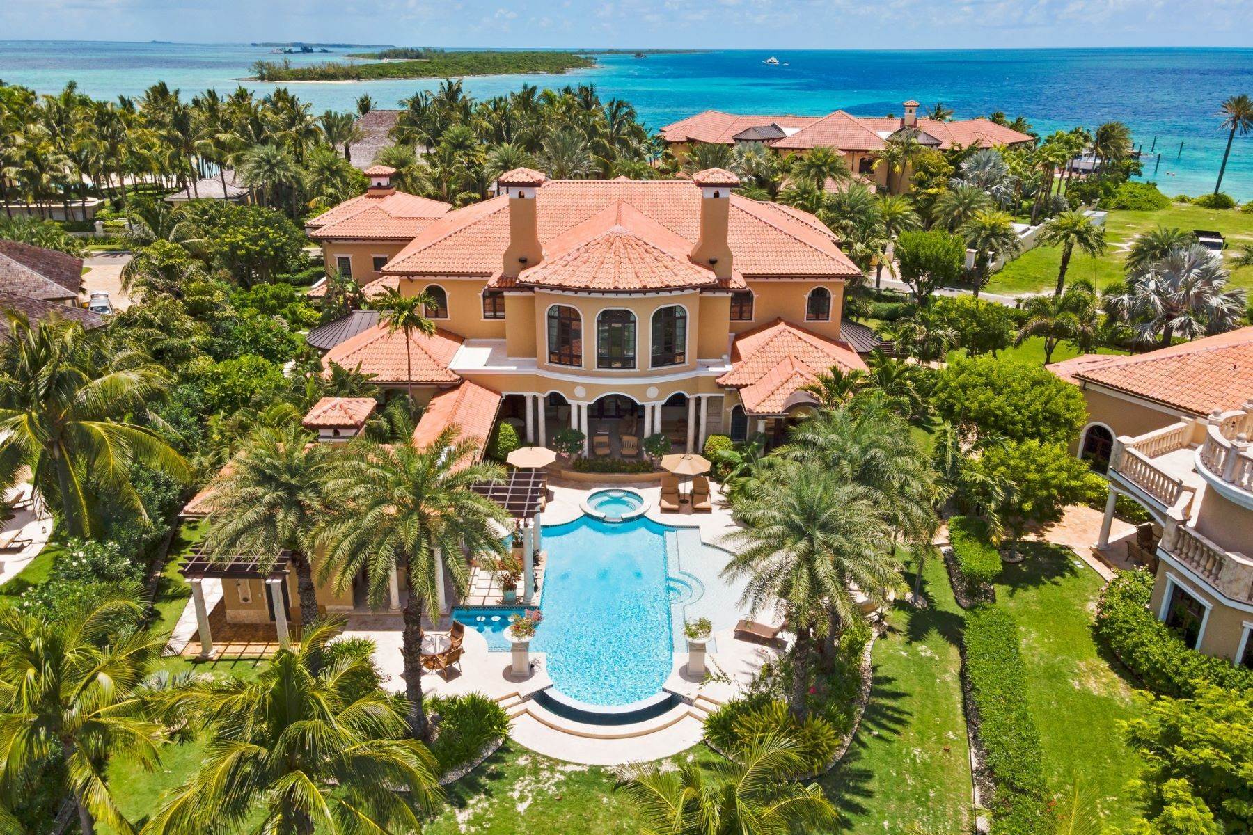 2. Single Family Homes for Sale at Villa Florentine, Ocean Club Estates Ocean Club Estates, Paradise Island, Nassau and Paradise Island, Bahamas