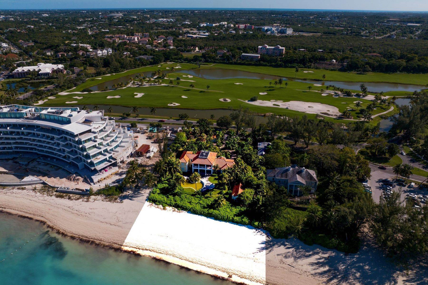 7. Multi-Family Homes for Sale at Nassau, Nassau and Paradise Island, Bahamas