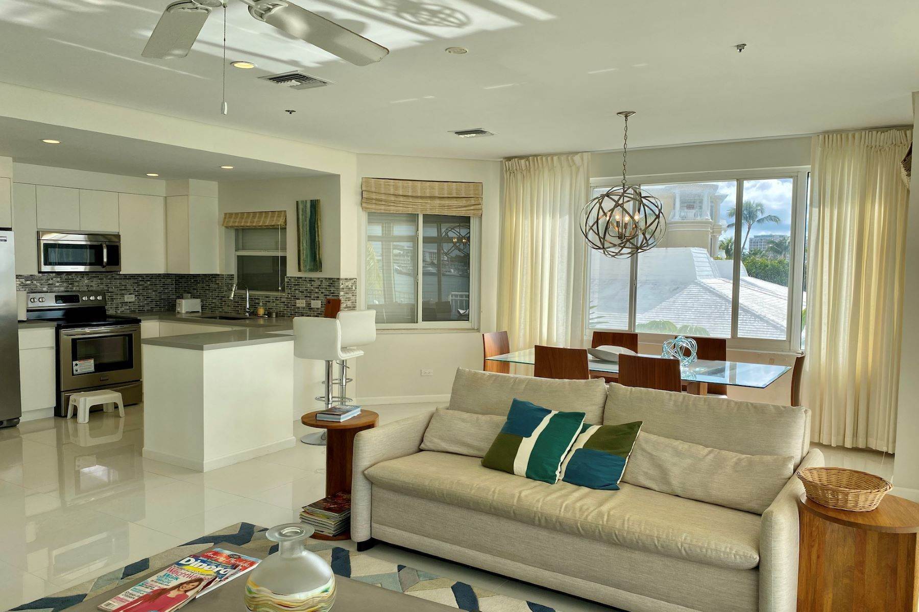 4. Condominiums 为 销售 在 Flamingo Court, 天堂岛, 新普罗维登斯/拿骚, 巴哈马