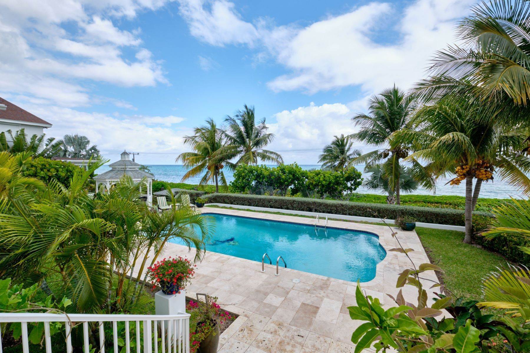 3. Single Family Homes for Sale at West Bay Street, Nassau and Paradise Island, Bahamas