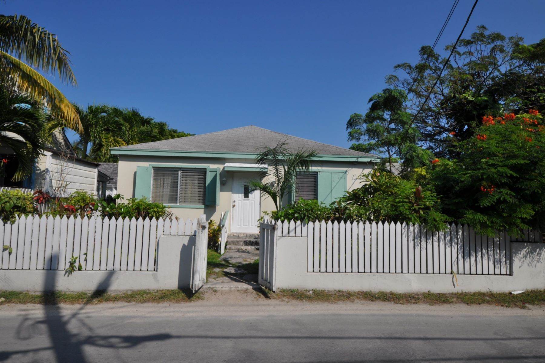 Single Family Homes pour l Vente à Harbour Island, Eleuthera, Bahamas