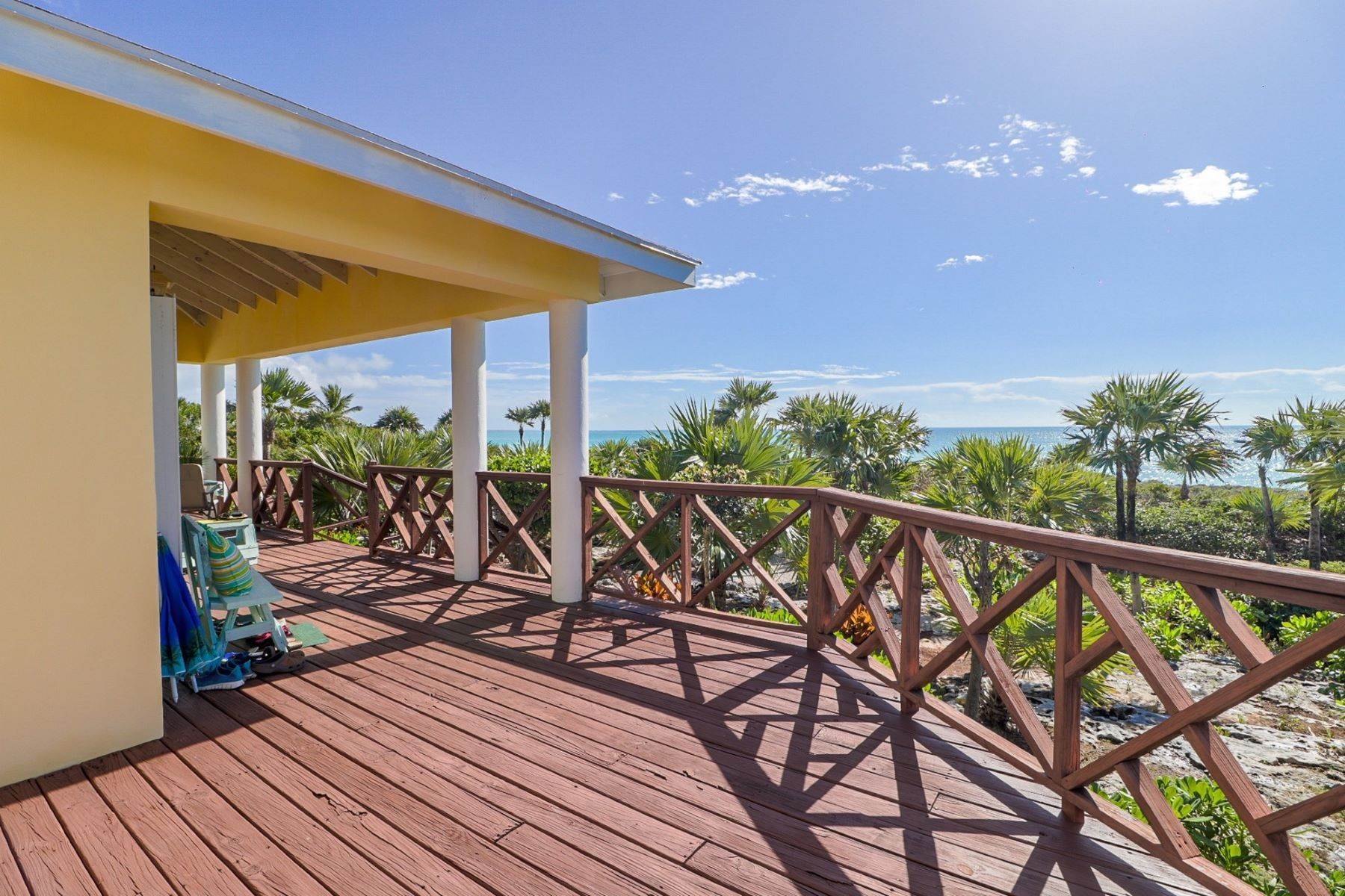 8. Single Family Homes for Sale at Waterfront Home with Outstanding Views Current, Eleuthera, Bahamas