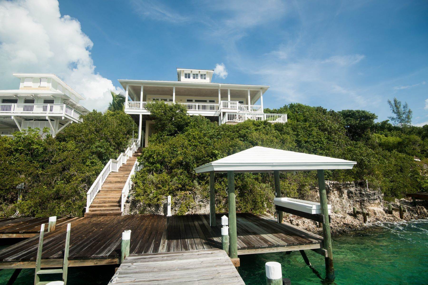 23. Single Family Homes for Sale at Lubbers Quarters, Abaco, Bahamas
