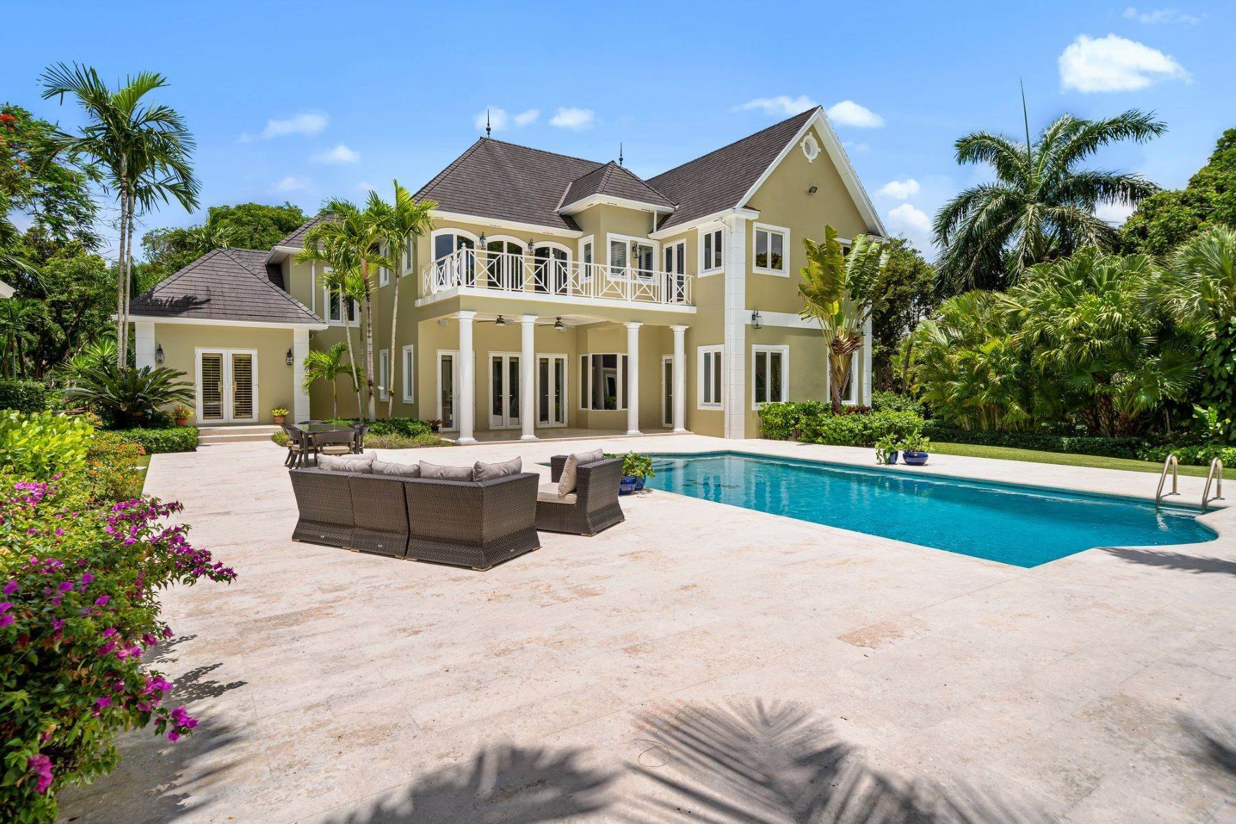 23. Single Family Homes for Sale at Lyford Cay, Nassau and Paradise Island, Bahamas