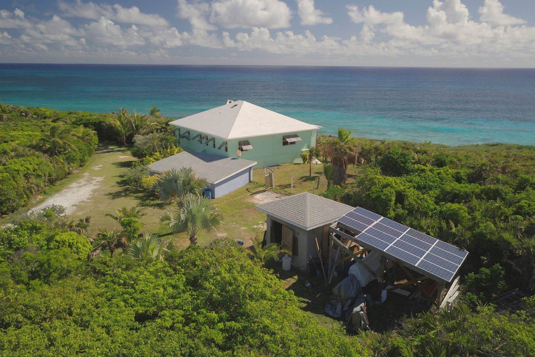 16. Single Family Homes for Sale at The Sweeting House at Joe Bookie's Bay Little Harbour, Abaco, Bahamas