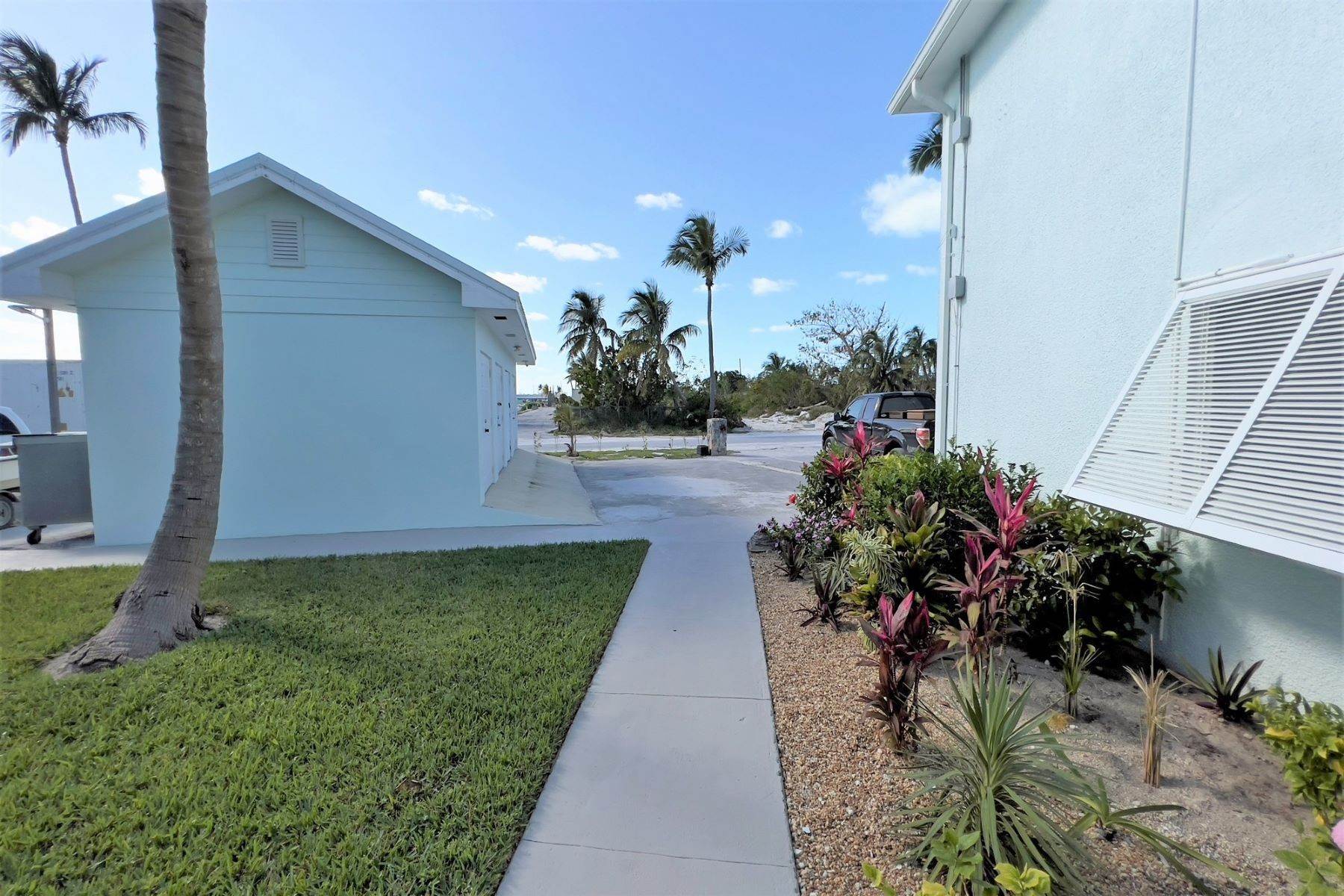 21. Condominiums for Sale at Atlantis 2104 with Dock and Golf Cart Garage Treasure Cay, Abaco, Bahamas