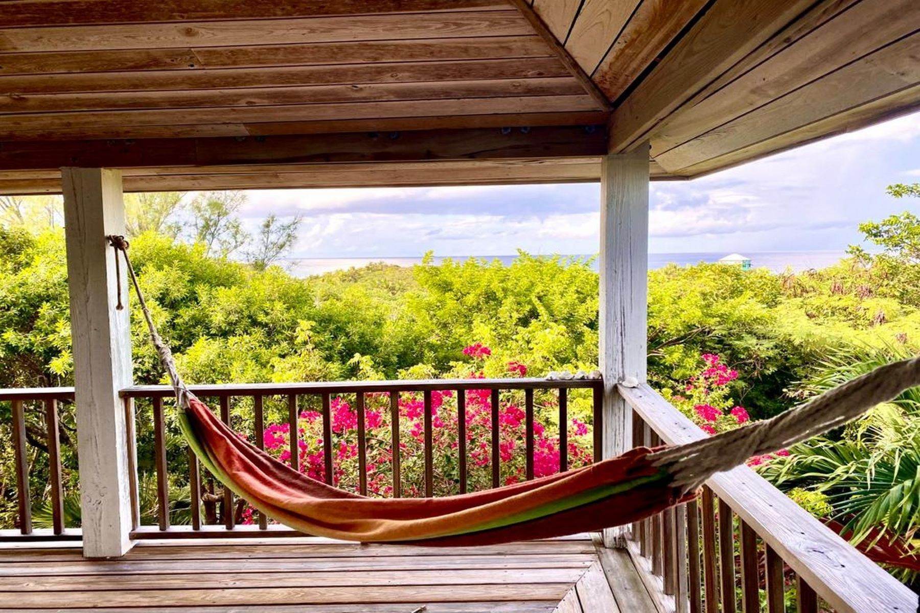 Single Family Homes 为 销售 在 La Choza Surf Cottage Eleuthera Island Shores, 格里高利城, 伊路瑟拉, 巴哈马