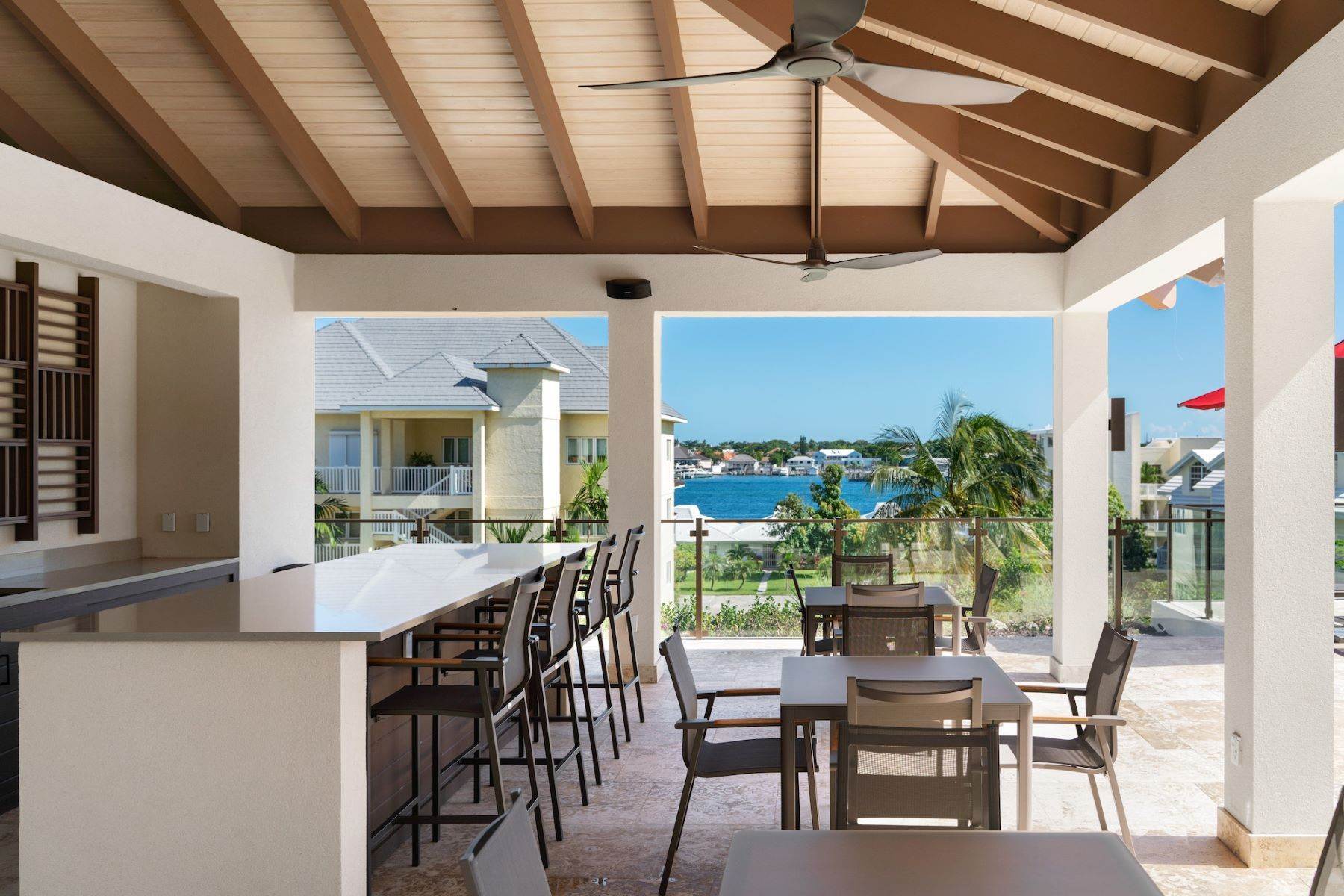 20. Condominiums for Sale at Penthouse 5 at Thirty Six Thirty Six, Paradise Island, Nassau and Paradise Island, Bahamas