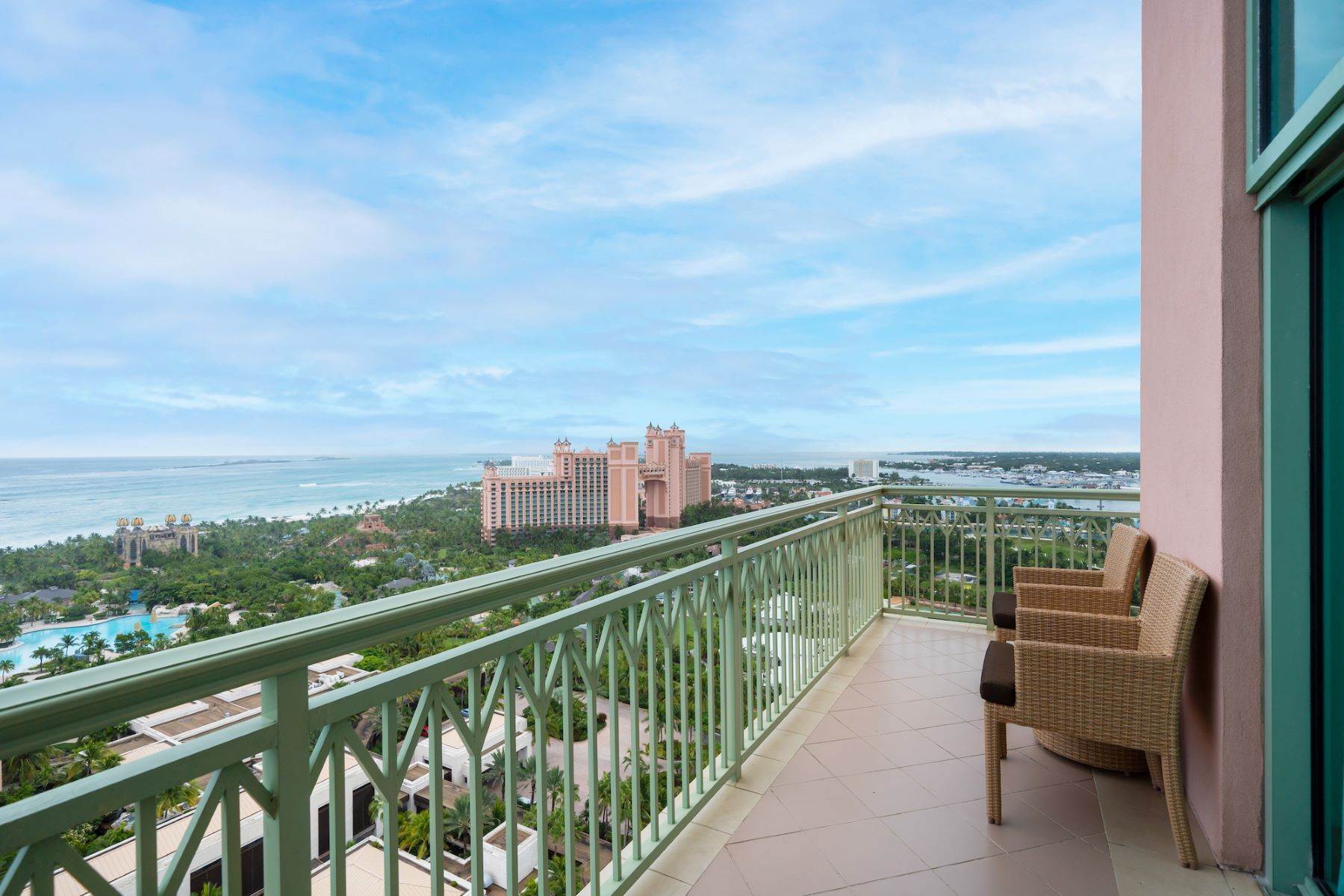 1. Condominiums for Sale at The Reef at Atlantis 22-902 Corner Unit with Wrap-Around Balcony Paradise Island, Nassau and Paradise Island, Bahamas
