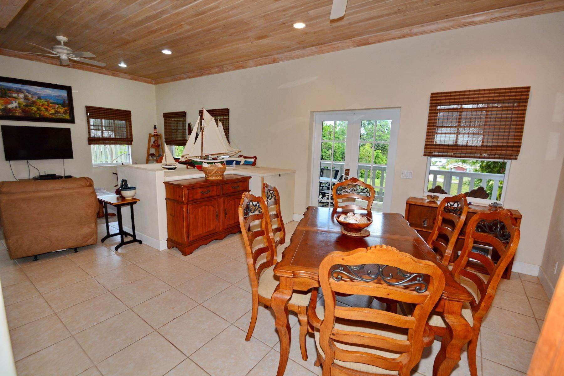 8. Single Family Homes for Sale at Carroll House Marsh Harbour, Abaco, Bahamas