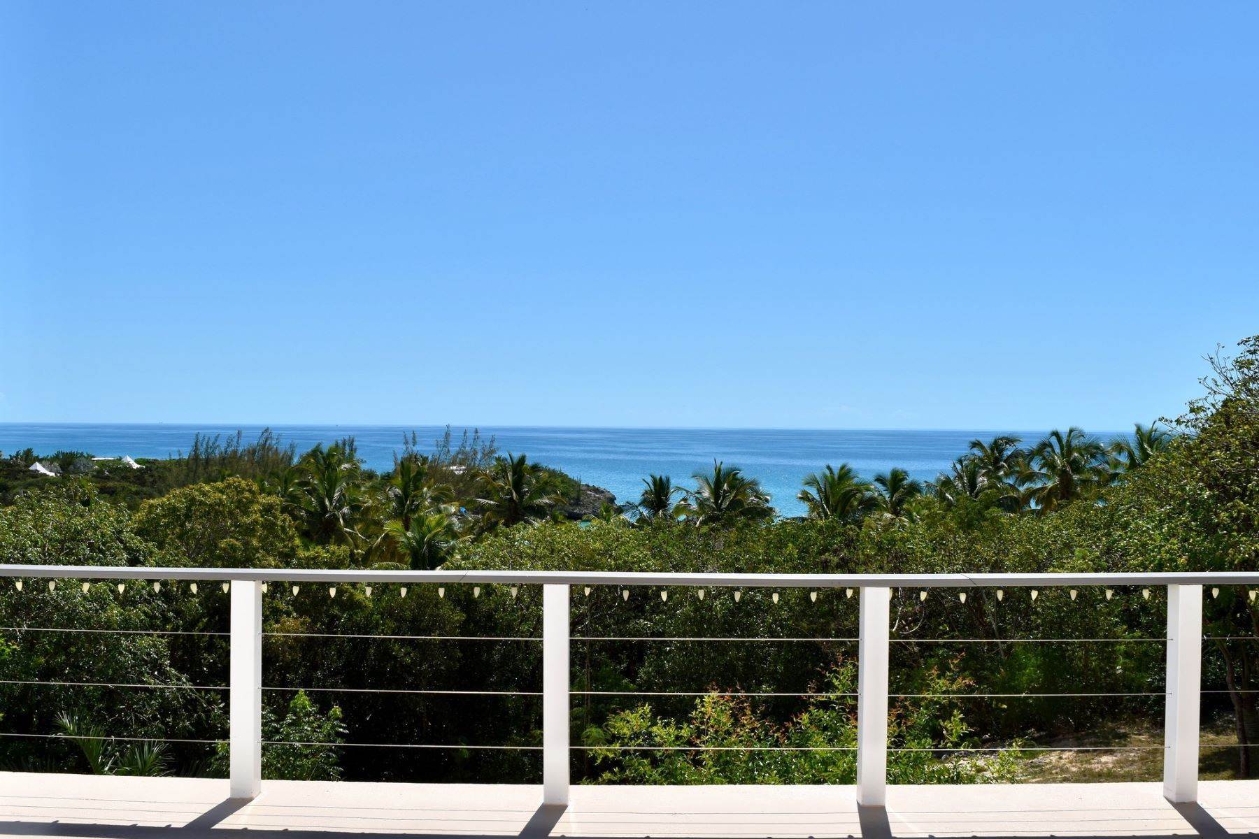 14. Single Family Homes for Sale at Remodeled Home with Stunning Sea Views and Three-Bay Garage Oleander Gardens, Gregory Town, Eleuthera, Bahamas