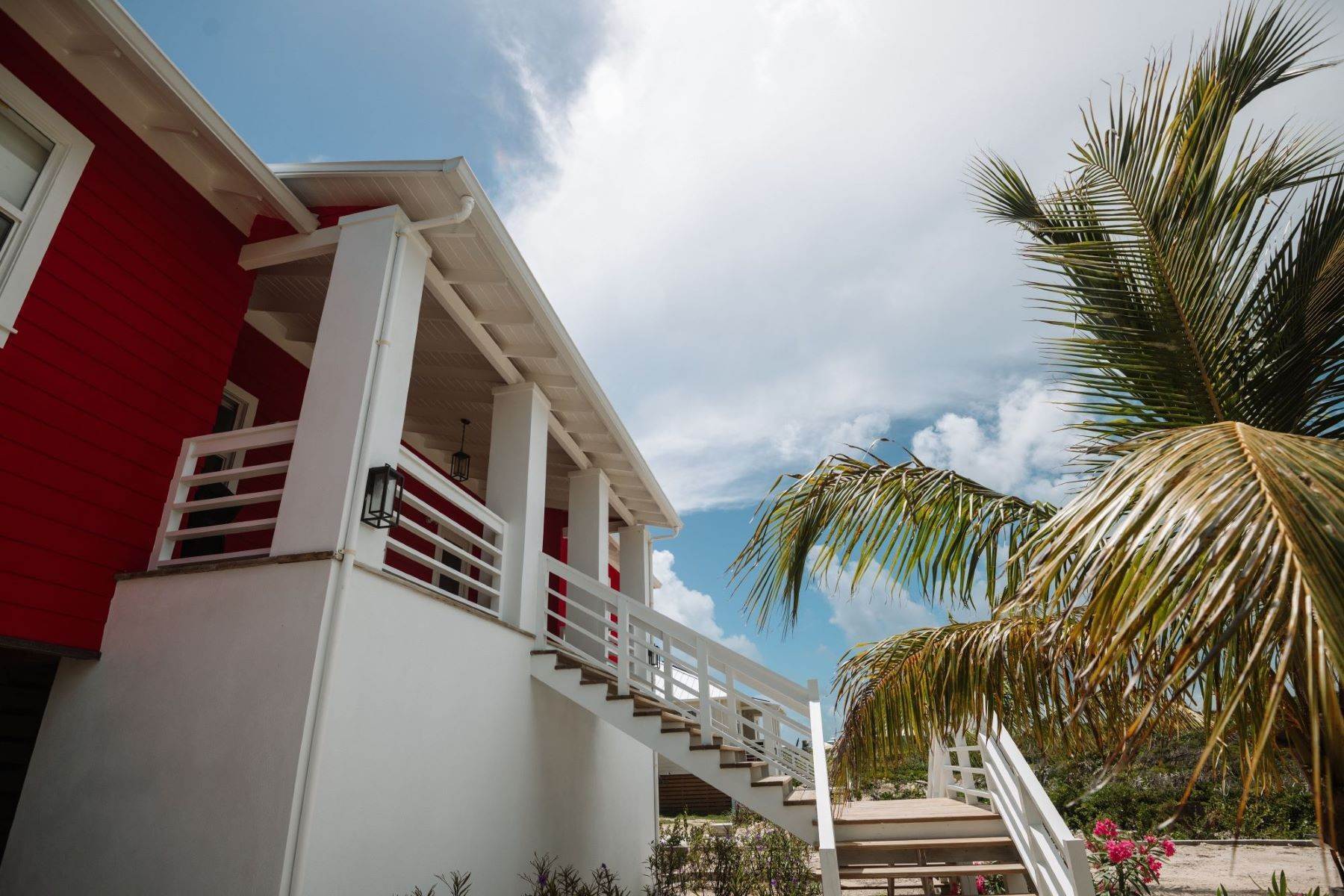 23. Single Family Homes por un Venta en Dolphin Beach Estates, Guana Cay, Abaco, Bahamas