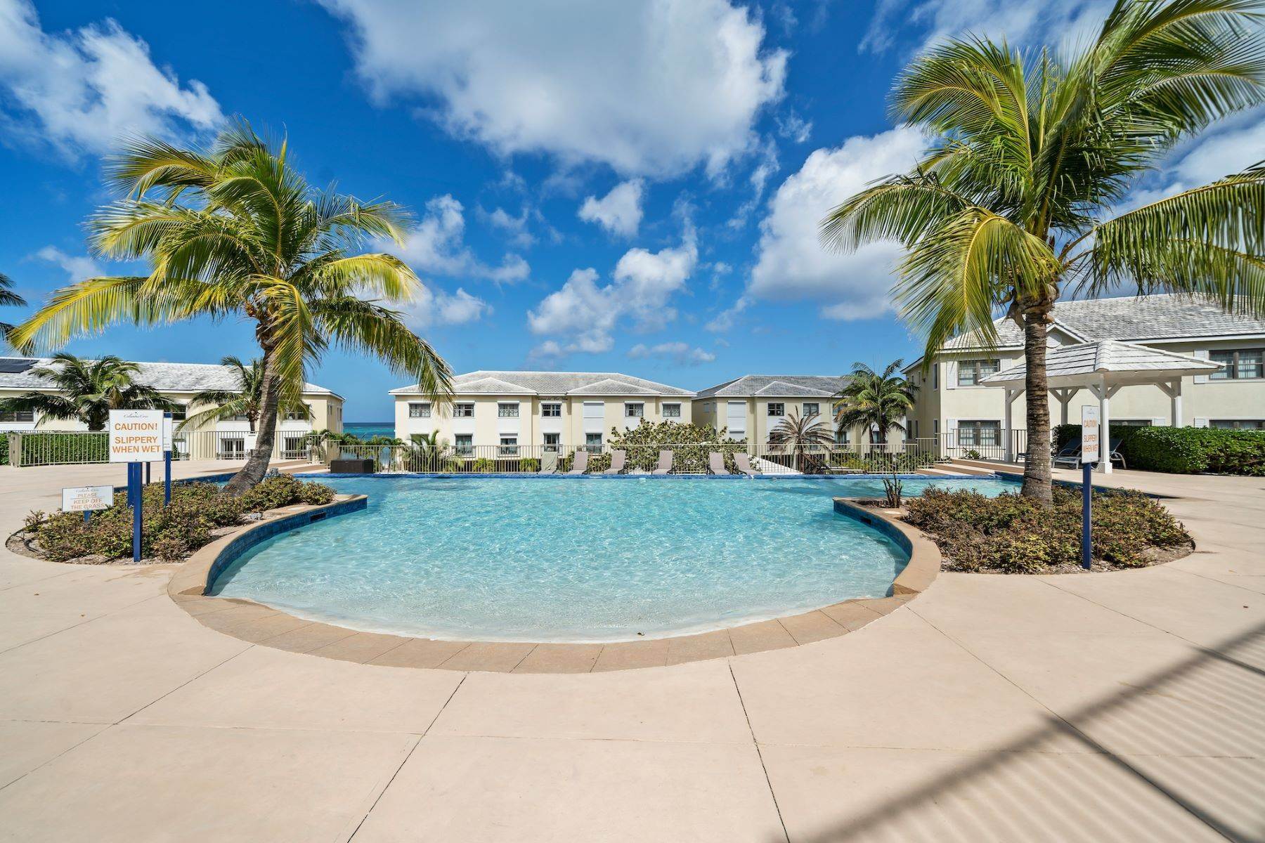 30. townhouses for Sale at Columbus Cove in Love Beach Columbus Cove, Love Beach, Nassau and Paradise Island, Bahamas