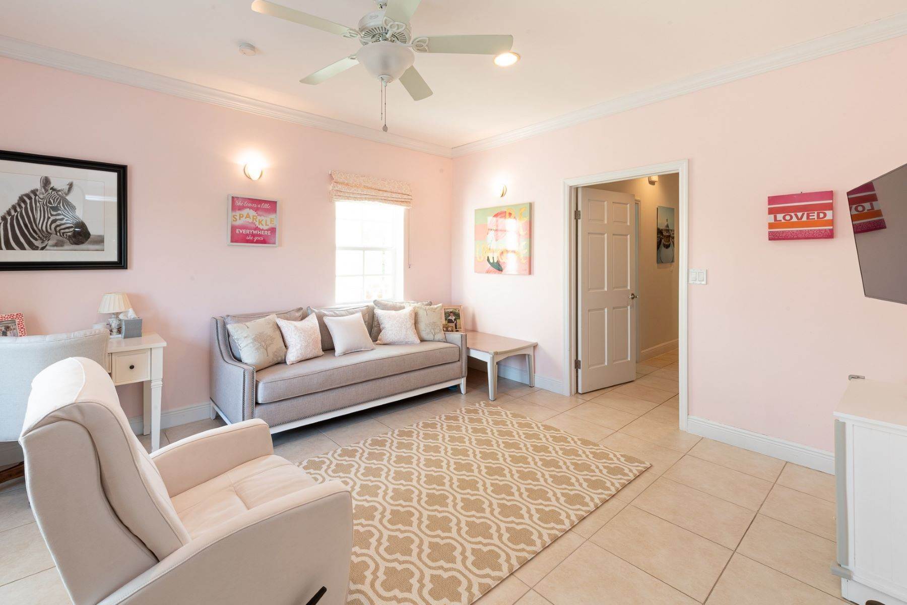 7. Single Family Homes por un Venta en 18A Royal Palm Cay, Sandyport Sandyport, Cable Beach, Nueva Providencia / Nassau, Bahamas