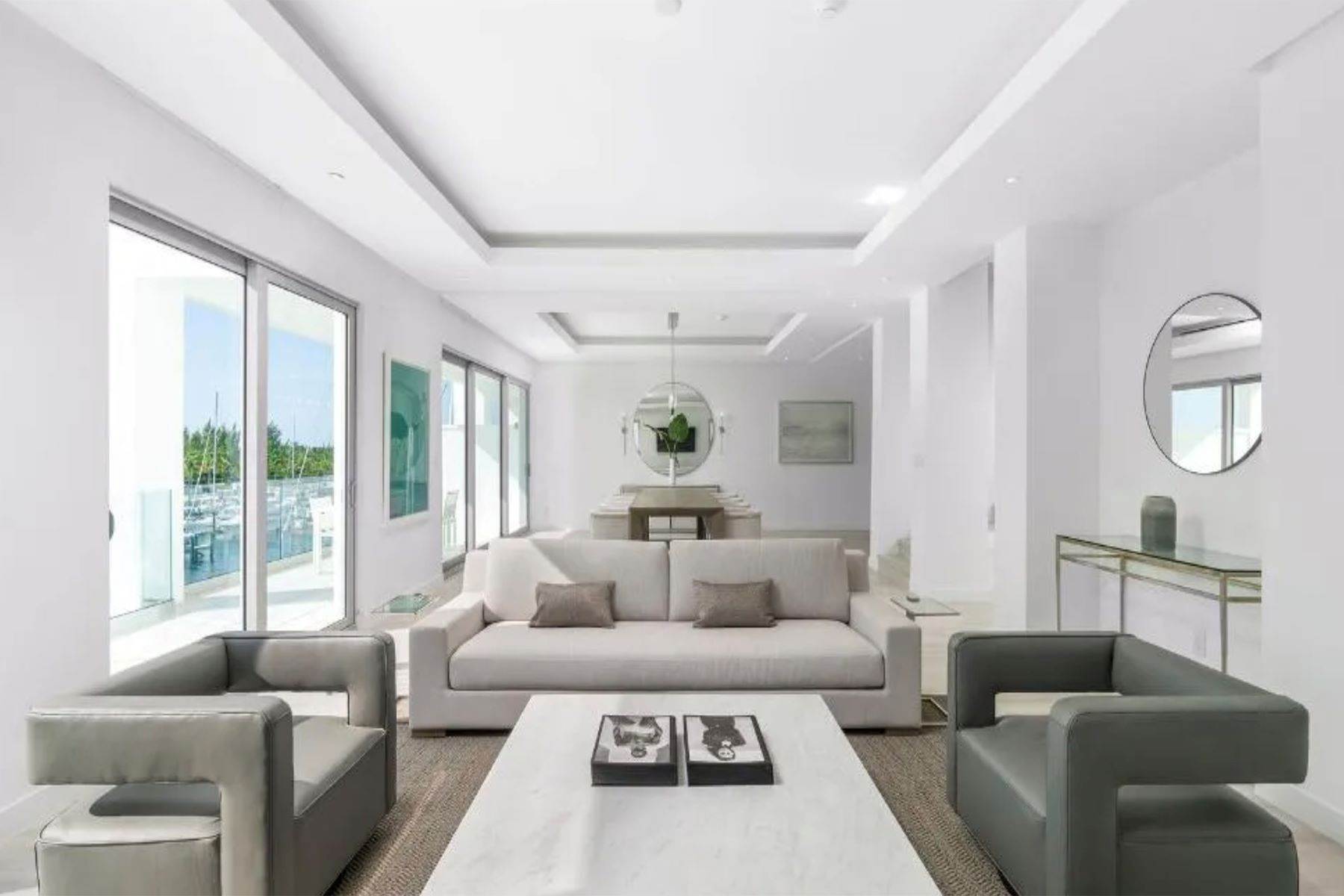 2. Condominiums for Sale at Palm Cay, Yamacraw, Nassau and Paradise Island, Bahamas