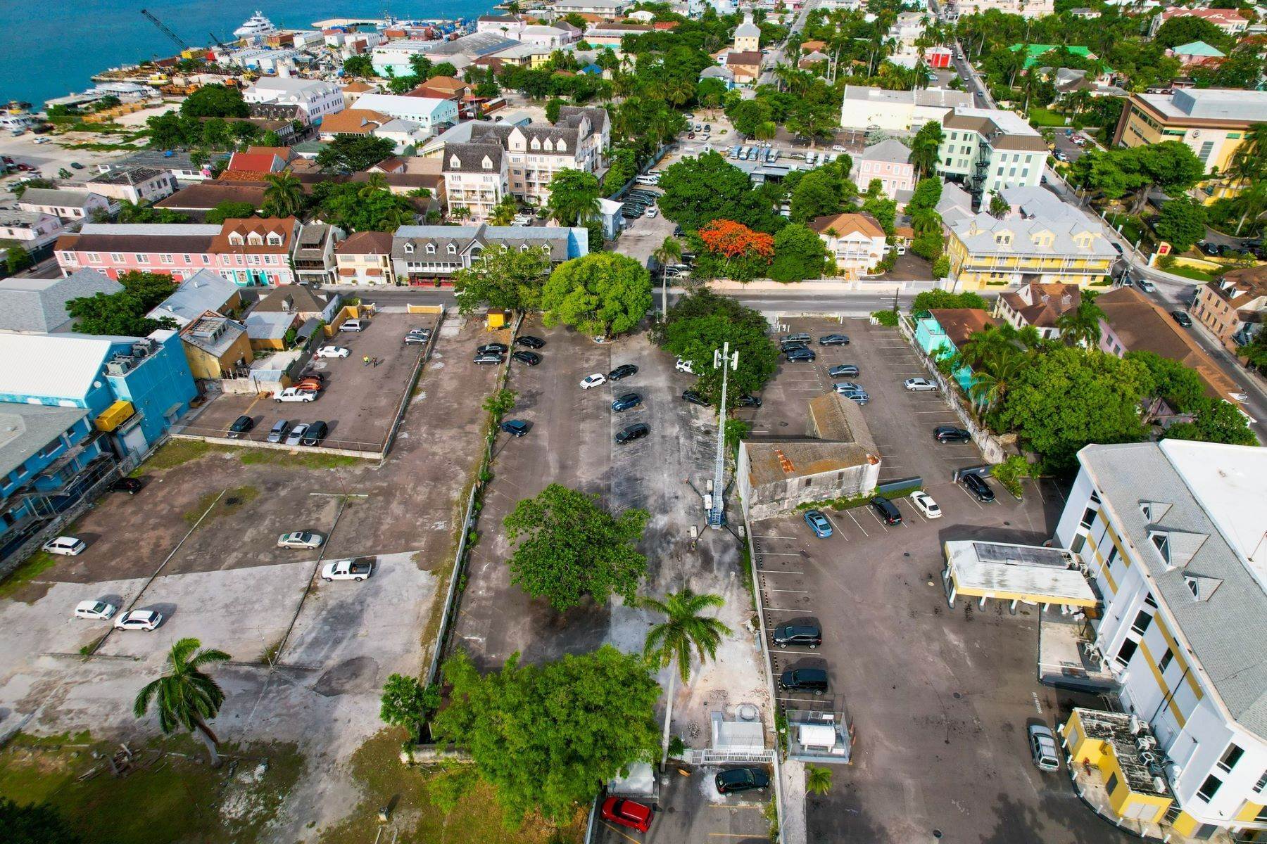 5. Commercial for Sale at Downtown, Nassau and Paradise Island, Bahamas