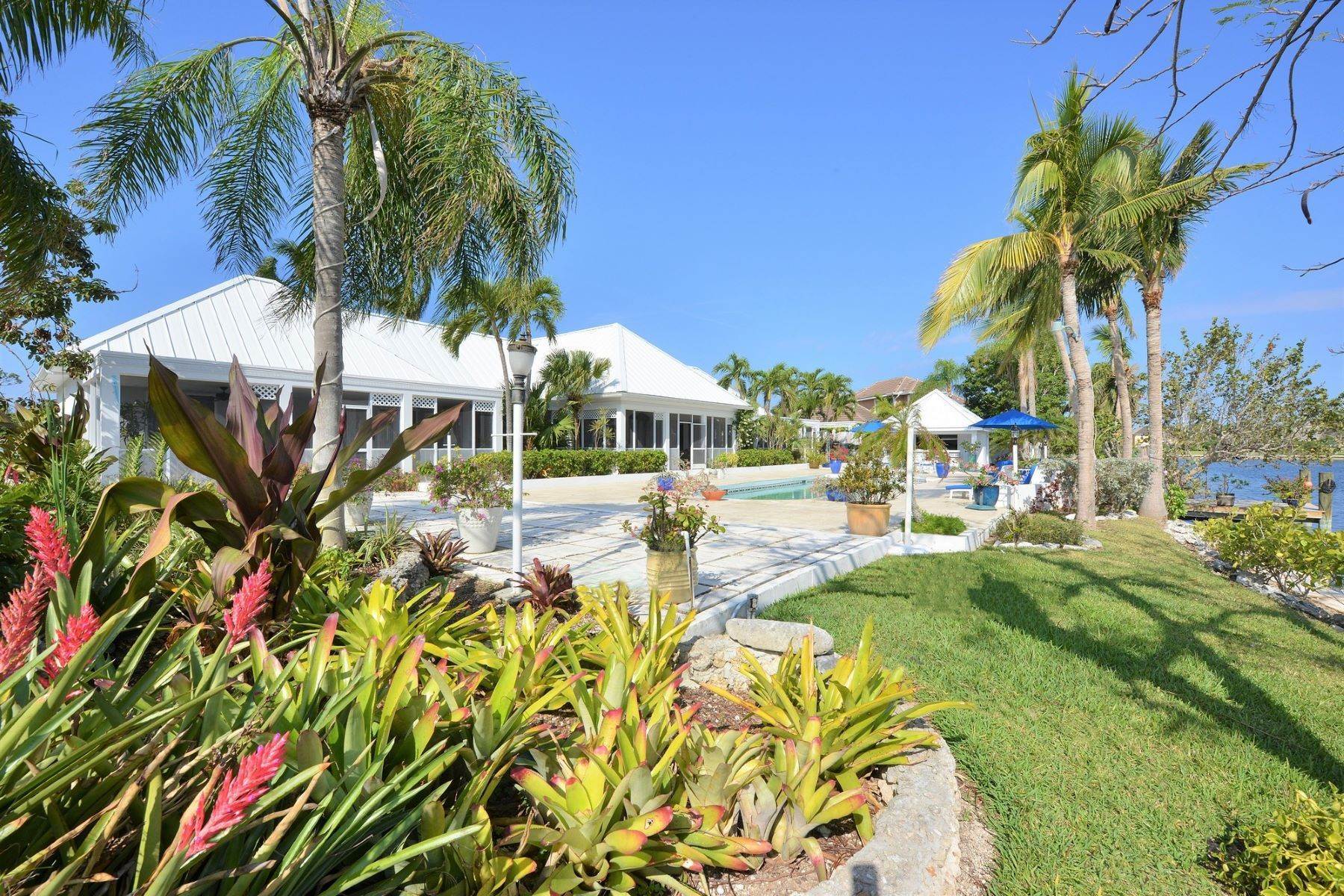 25. Single Family Homes for Sale at Lyford Cay, Nassau and Paradise Island, Bahamas