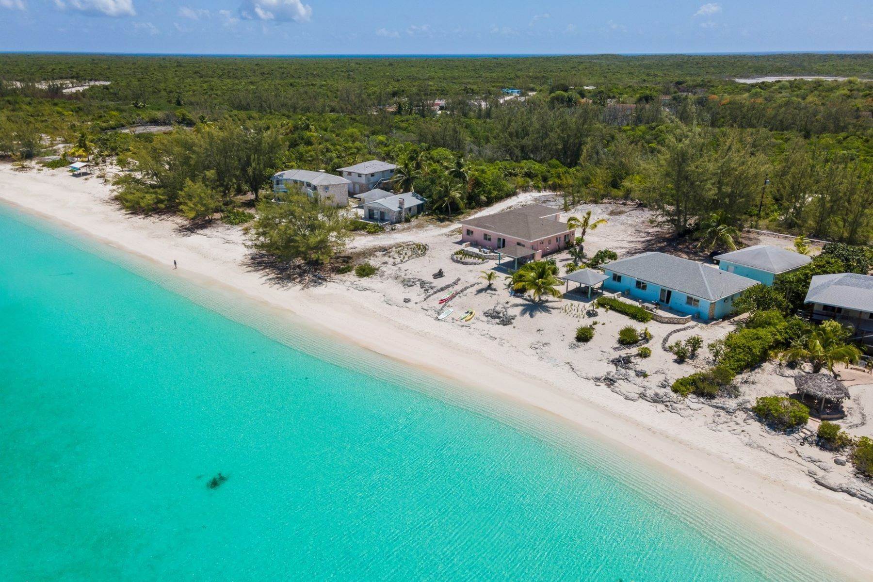 1. Single Family Homes for Sale at Baybreeze House in Bennett's Harbour Cat Island, Cat Island, Bahamas