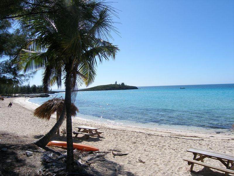 7. Land for Sale at Corner Lot with Sea Views Rainbow Bay, Eleuthera, Bahamas